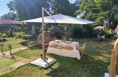 Champdeniers Bed & Breakfast | Bed & Breakfast "L'Héritage"