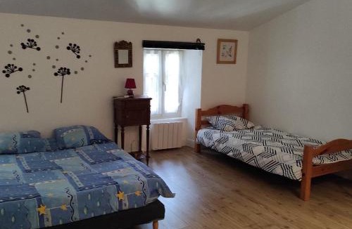 Montrol-Senard Bed & Breakfast | BELLA - chez Florence , chambres d'hôtes, Montrol Sénard