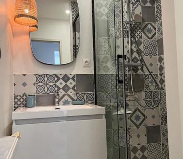 Lestonat - Monsejour House | Belle et confortable maison de ville