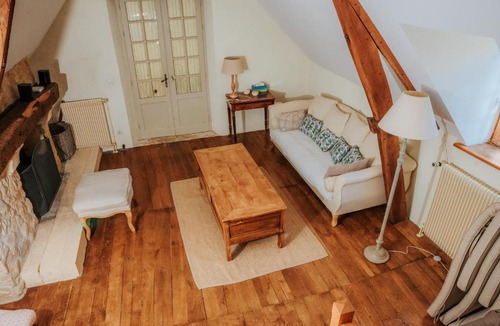 Saint-Leon-sur-Vezere House | Belle maison avec piscine chauffée pour 6