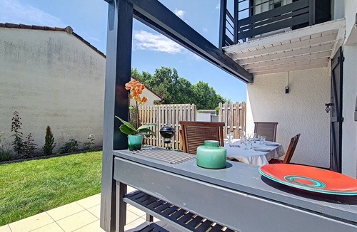 Merignac Villa | Belle Villa Familiale Avec Piscine. Proche Commodités