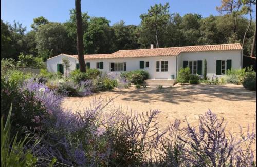 La Couarde-sur-Mer Villa | Belle villa rétaise 4 étoiles avec piscine chauffée