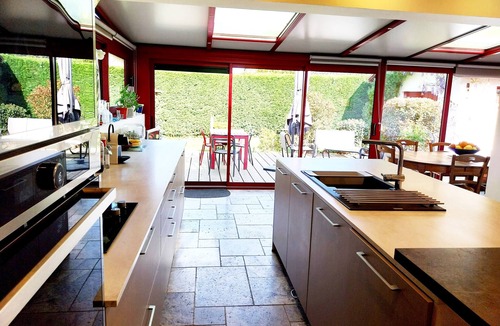 Lanton Villa | Between beach and cycle path, comfortable house, small dogs allowed.