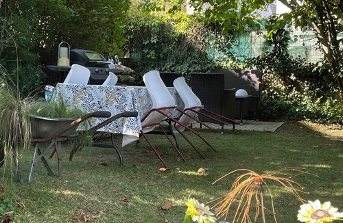 Saint-Julien-de-Lampon Apartment | Between Périgord and Lot, in the heart of an authentic village near the Dordogne.