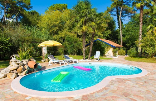 Anglet Villa | BIARRITZ-ANGLET, SPLENDID 3 STARS VILLA NEAR BEACH, POOL, GARDEN, VERY QUIET