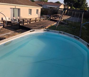 Beychac-et-Caillau House | Bienvenue à Bordeaux! Parking Pétanque Wi Fi