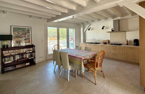 Hourtin-Plage House | Bora Bora - very close to the beach house