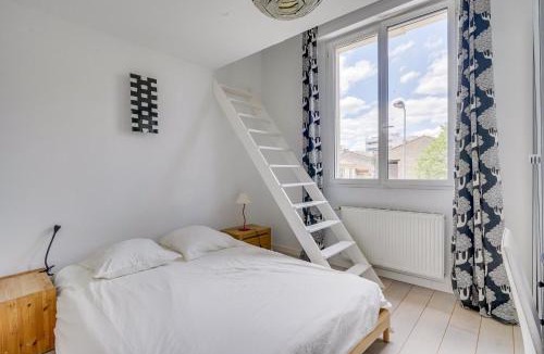 Saint Seurin - Fondaudege House | Bordeaux centre, Appartement privatif et 5 chambres privées, piscine, parking