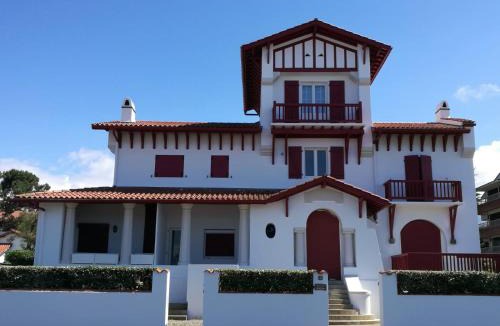 Hendaye Apartment | Boulevard de la Mer 33 Apartam 11
