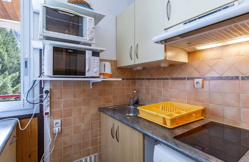 Eaux-Bonnes Apartment | Bright T2 apartment, near slopes, 6 pers, residence with elevator