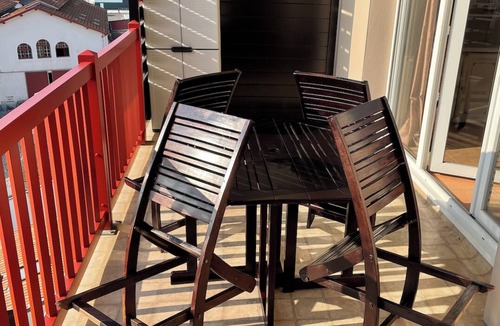 Ciboure Apartment | Bright T3 Classified 3*. Private parking. Wifi Fiber. Beaches and town center within walking distance.