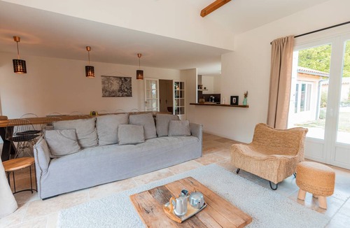 Vasles House | Bungalow ∙ 5 bedrooms ∙ 10 guests