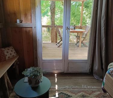 Saint-Yrieix-sous-Aixe Ski Chalet | cabane ô domaine södjé