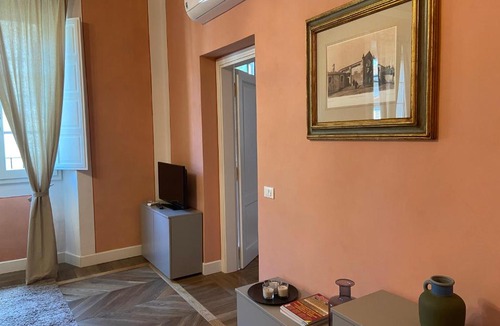San Giovanni Apartment | Calzaiuoli Apartment
