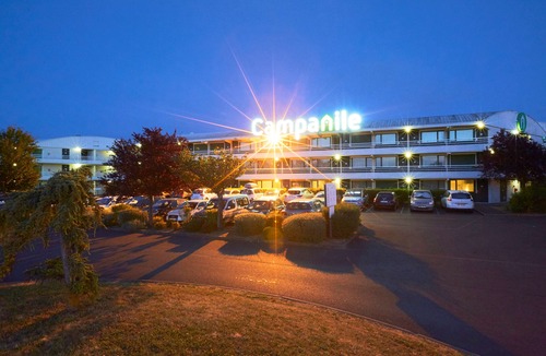 Chasseneuil-du-Poitou Hotel | Campanile Poitiers - Site du Futuroscope