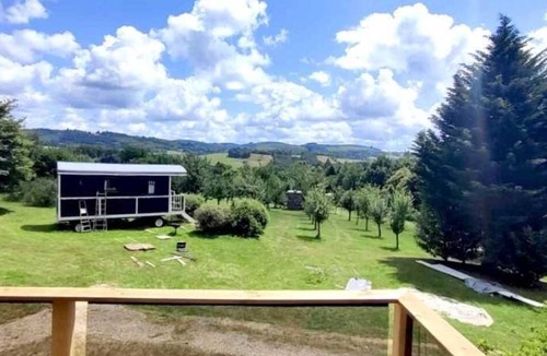 Chamberet House | Camping 3 étoiles - Piscine - ccaadfd