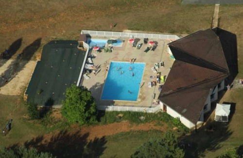 Pezuls House | Camping 3 étoiles - Piscine - ccb0dig