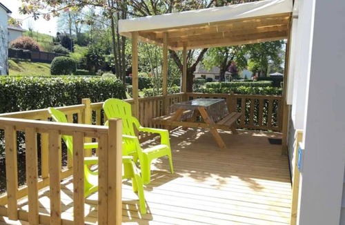 Aramits House | Camping 4 étoiles - Piscine - ccbbdhg