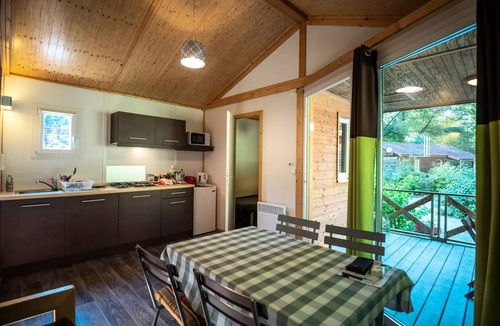 Navarrenx Ski Chalet | Camping Beau Rivage * - Chalet Privilege 32m2 - 2 bedrooms - 5 people