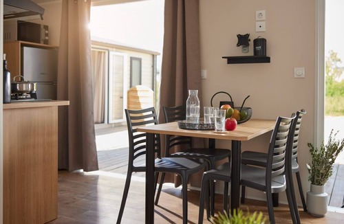 Saint-Pardoux RV Rental | Camping du Lac de Saint-Pardoux