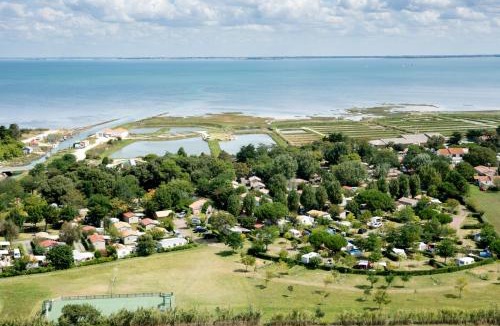 Le Chateau-d'Oleron Other | Camping La Brande
