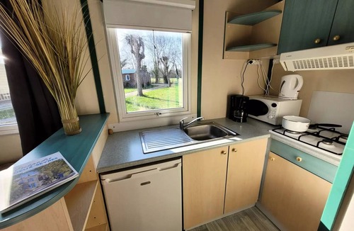 Coulon Ski Chalet | Camping La Venise Verte * - COMFORT chalet 36 m² (2 bedrooms) including covered terrace + TV for 5 people