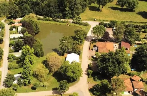 Thiviers House | Camping Le Repaire * - 3 bedroom mobile home + Mezz - 043 - Covered terrace for 9 people
