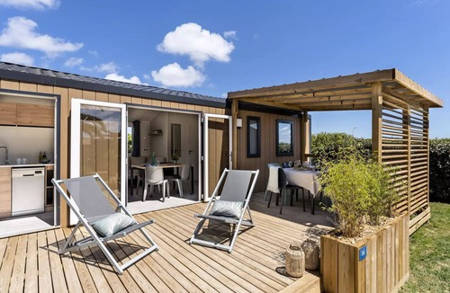 Ars-en-Re House | Camping Romanée Le Campiotel des Dunes * - Mobile home PREMIUM - 2 bedrooms - 2 bathrooms - 4 person master suite