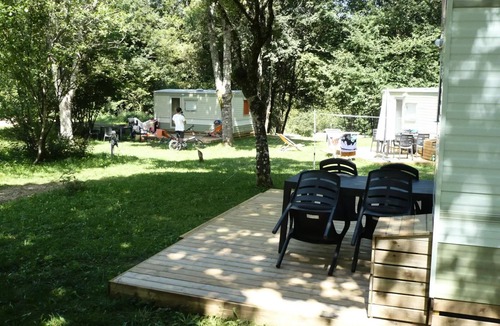 St-Sulpice-de-Mareuil House | Campsite Domaine de Corneuil * - Mobile Home Tilleul 3 rooms 4 people Without bathroom