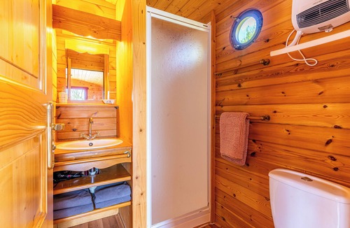 Reaux sur Trefle House | Caravan in the heart of the vineyards