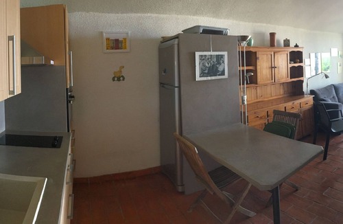 Cassis House | CASSIS, Mon petit coin de Paradis. Air conditioning, WIFI, Swimming pool, Garage. Charges included.