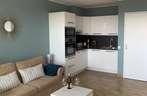 Cassis Apartment | CASSIS PROVENCE T2 apartment great sea view,Tennis,Pool CALANQUES,Cap CANAILLE