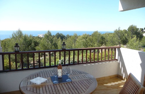 Cassis Apartment | CASSIS PROVENCE T2 apartment great sea view,Tennis,Pool CALANQUES,Cap CANAILLE