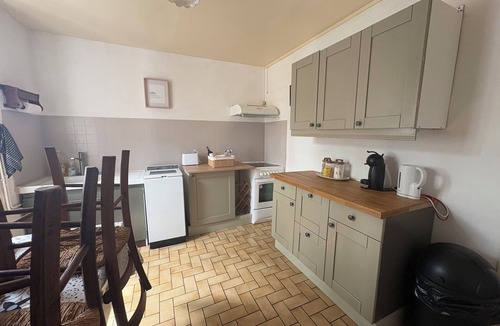 Le Dorat House | Centrally located in a beautiful town, private garden & parking
