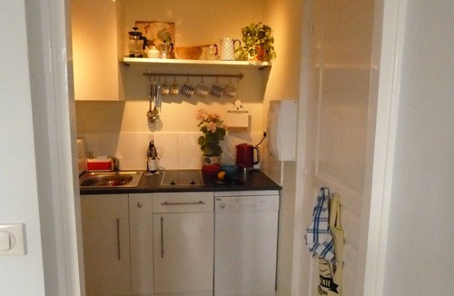 Sarlat-la-Caneda Apartment | Cezanne, charming apartment in Sarlat. Ideal for couples. Free wifi and parking