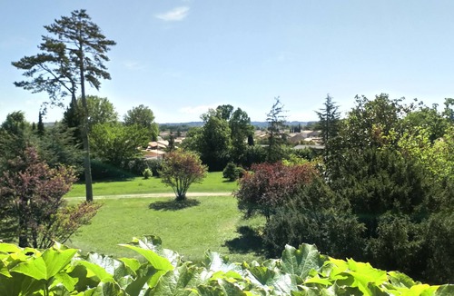 Le Pontet Apartment | Château de Cassagne, the apartment