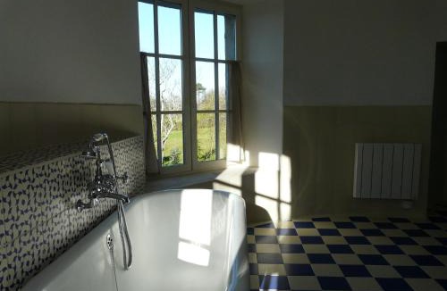 Saint-Martin-Petit House | Château de la Comtesse