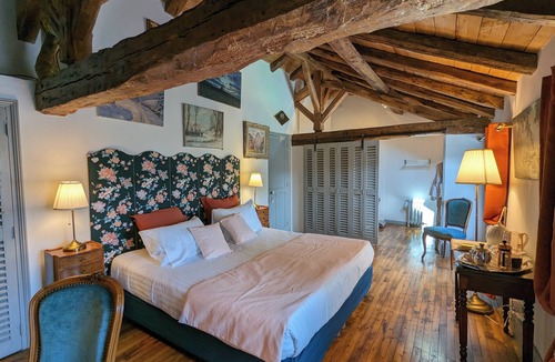 Montbron House | Château de Lavaud