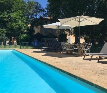 Grand Sud Bed & Breakfast | Château de Saint-Girons - Luxury Guest House in Provence