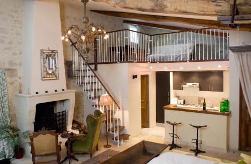 Lussac House | Château Latour Segur Suites & Spa