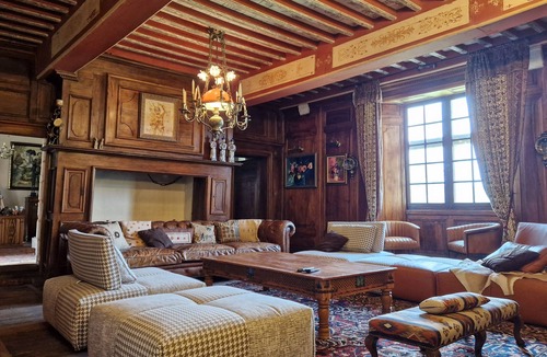 Leguillac-de-l'Auche Other | Château Le But, Vivre Avec son Temps Quand L'on a 500 Ans. Proche de Périgueux
