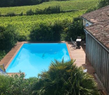 Salleboeuf Apartment | Château Régaldo-Saint Blancard