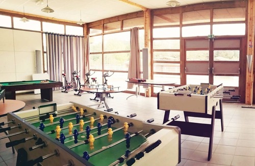 Vouneuil-sur-Vienne Ski Chalet | Chalet, 20 min from Futuroscope 15min Châtellerault
