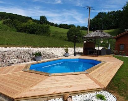 Dausse Ski Chalet | Chalet charmant à Dausse avec piscine et jardin