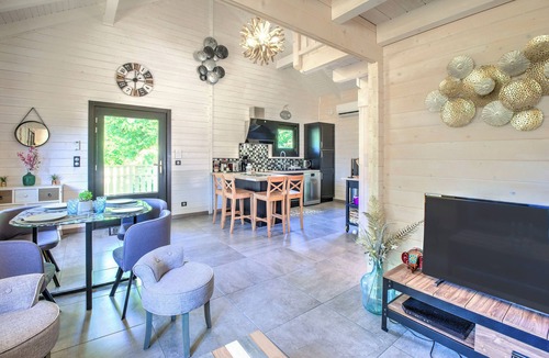 Coursac Ski Chalet | Chalet De Léonie Et Julie – Nature Escape with Private Pool, Spa & Comfort
