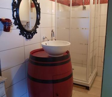 Cussac-Fort-Medoc Bed & Breakfast | Chalet du moulin