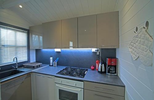 Camaret-sur-Aigues Ski Chalet | Chalet Mont Ventoux et Chalet VIP