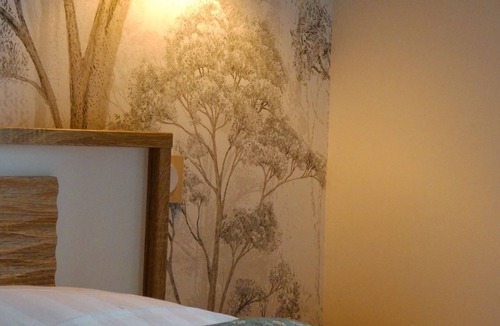Vouille Bed & Breakfast | Chambre au Calme, Avec Piscine Intérieure Chauffée, à 20 min du Futuroscope