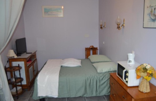 Vars House | Chambre Charentaise