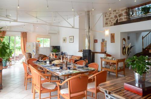 Cublac House | Chambre d'hôtes au Domaine de la Moretie